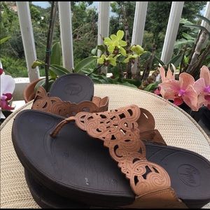 Fitflop Sandals brown leather size 10